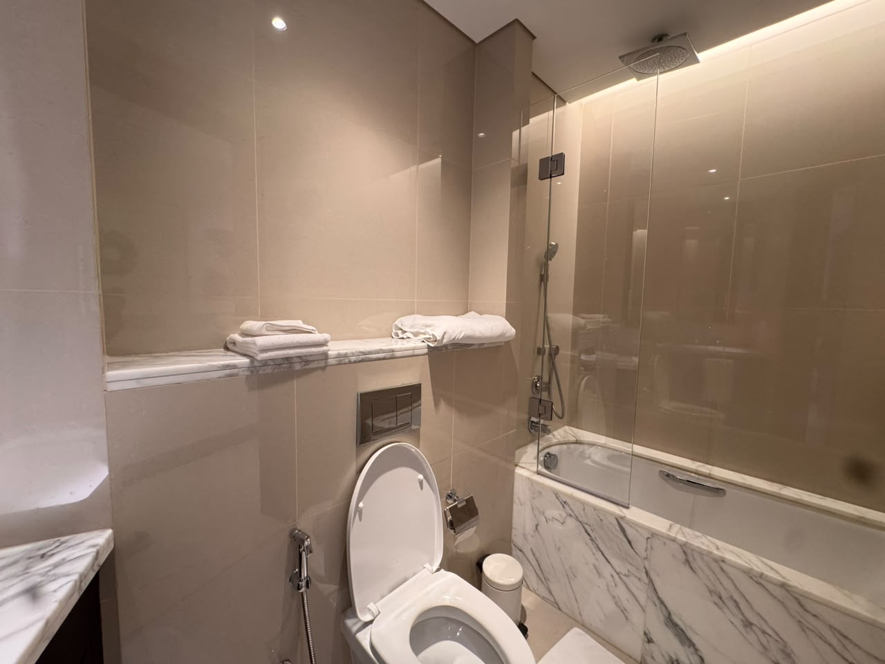 Address Sky View - Tower 1